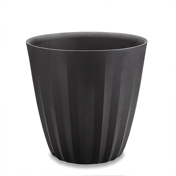 Crescent Garden Pleat Modern Planter in Caviar Black